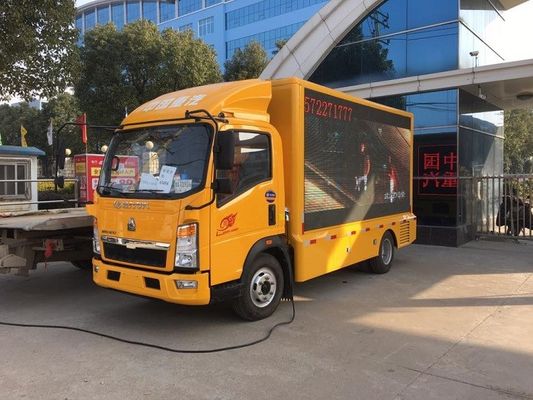 Mobile Digital LED Billboard Truck Howo 4 Tons VGA Synchronous Control