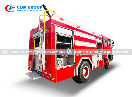 HOWO 4x4 Fire Brigade Truck With 4000 - 6000L Water Foam High Pressure Water Sprinkler