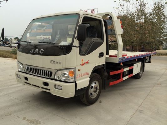 Small Road JAC 6 Wheel Flatbed Recovery Tow Truck 4 Ton For Towing Broken Cars