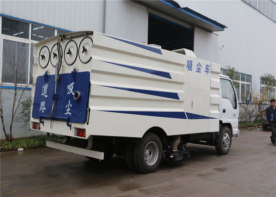 5CBM Vacuum Road Sweeper Truck 1CBM Water Tank 4CBM Dust Tank 4 X 2