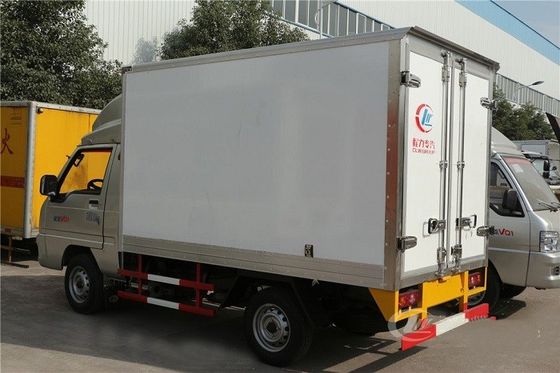 Forland Freezer Delivery Truck , 1 Ton Fresh Vegetable Cooling Refrigerated Van Truck