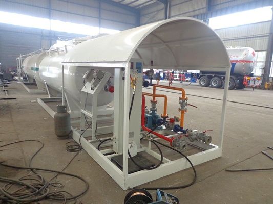 5 Tons Propane Storage Tanks , Factory Assembly Station Lpg Storage Tank With Scale