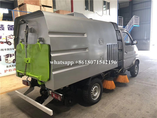 Small Size Mechanical Sweeper Truck 2600mm Wheelbase For City Sanitation