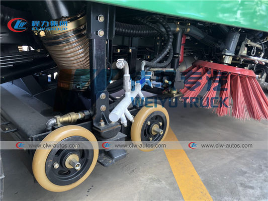 Shacman 6CBM Water Sprinkler Dust Suction Road Sweeper Truck