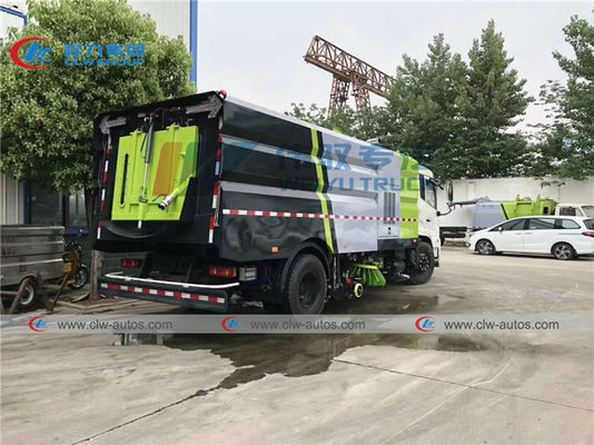 Dongfeng 190hp Vacuum Sweeper Truck With 2000L Water Tank