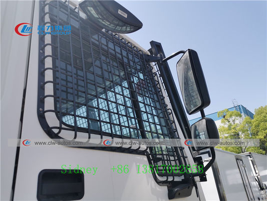 6X4 Sinotruk Howo Heavy Duty Wrecker Truck With Antiroit Shovel