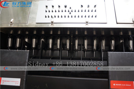 HOWO 6X4 Stainless Steel Q304-2B Asphalt Paving Truck