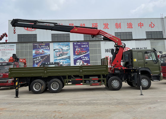 Sinotruk HOWO 8x4 12 Wheeler 40T Cargo Lorry With XCMG Telescopic Knuckle Crane