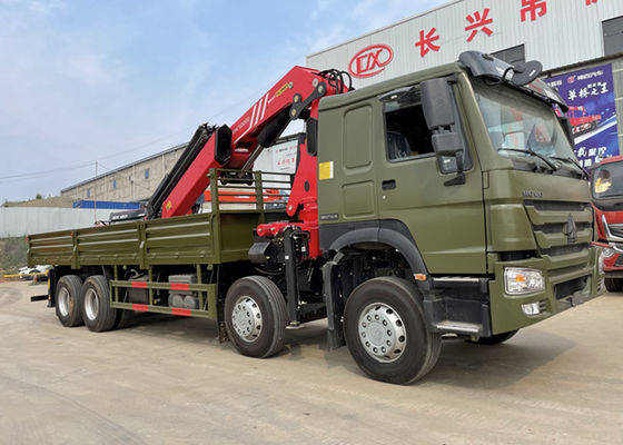 Sinotruk HOWO 8x4 12 Wheeler 40T Cargo Lorry With XCMG Telescopic Knuckle Crane